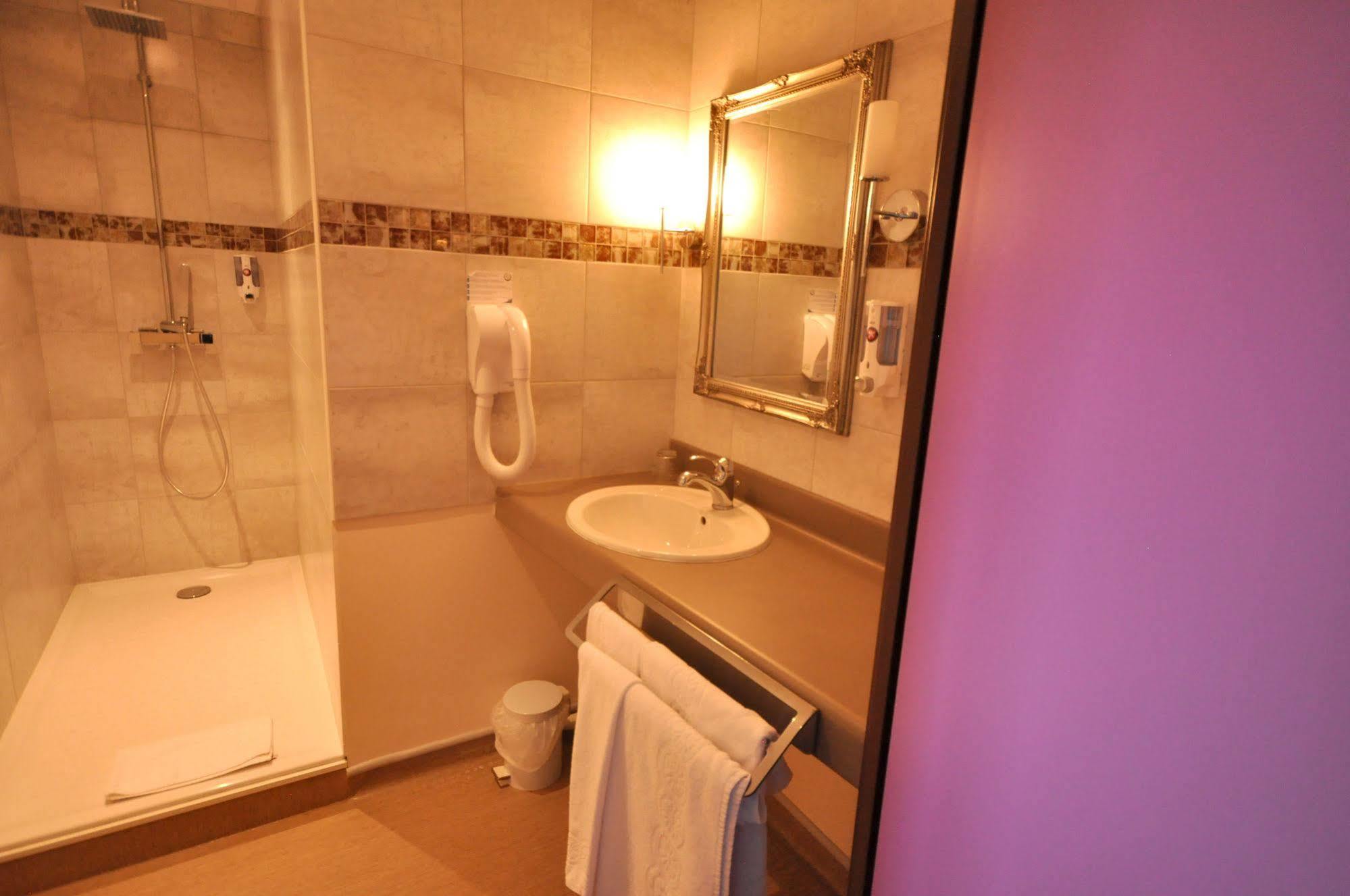 The Originals City, Alexia, Hotel